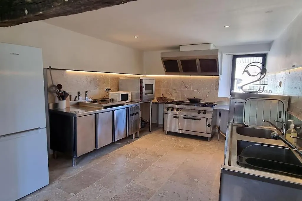Vakantiehuis Metairie Du Chateau Aussillon