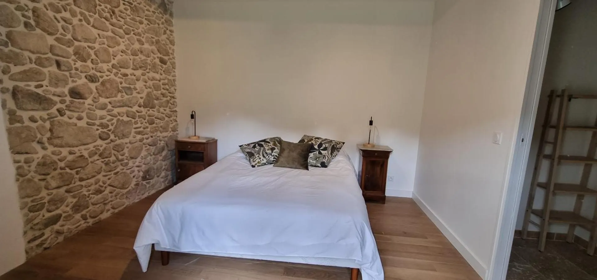 Metairie Du Chateau Aussillon 0*,